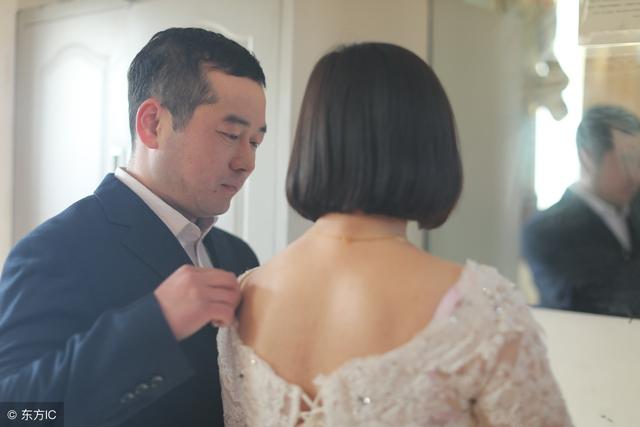 大哥去世，婆婆趕走大嫂，大嫂再婚，婆婆給了我一張銀行卡 