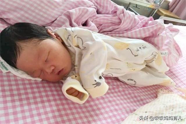 孩子的睡姿暗示了不同的性格，准嗎？若你娃是第4種，那可要留心