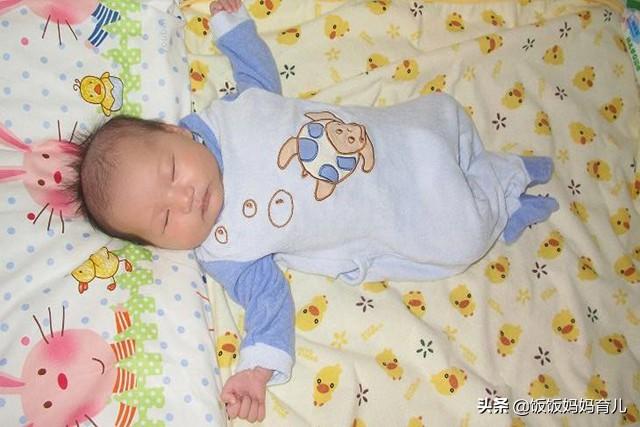 孩子的睡姿暗示了不同的性格，准嗎？若你娃是第4種，那可要留心