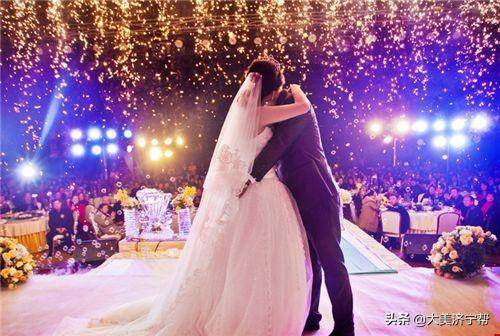 婚後婆婆逼我交出陪嫁錢給自己還債，揚言不拿錢就直接去領離/婚證