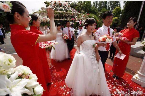 女兒一歲生日，婆婆不請自到，席間她提了個要求，我掀翻桌子