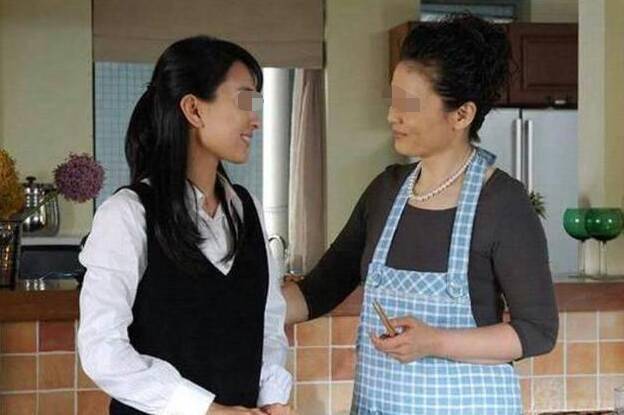 小姑子鬧離婚來我家，婆婆說想住多久就住多久，老公要我送她回去