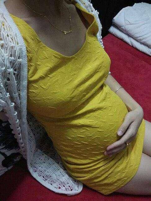 妻子生產一月後，肚子又大了起來，醫院檢查後，丈夫低下了頭