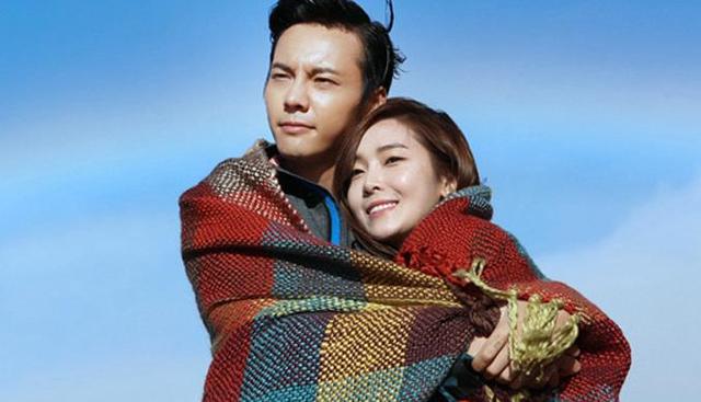 結婚兩天我的金手鐲就不見了，聽了婆婆的話我把這個家砸了