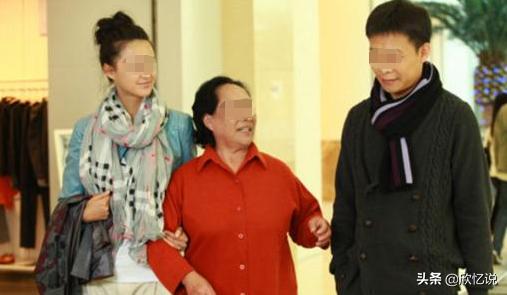 弟弟買房俺給十萬，老公追上門一番話，俺和母親傻住