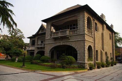 我搬新家嫂子送來326塊錢，說：這是一千，少給的是你老公欠我