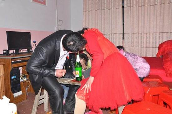 兒媳不孕 兒子卻非她不娶 新婚夜偷聽他們對話後 我樂的睡不著