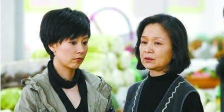 我生了兩個兒子，婆婆兩套房都給小叔子，婆婆哭著找上門，我笑了