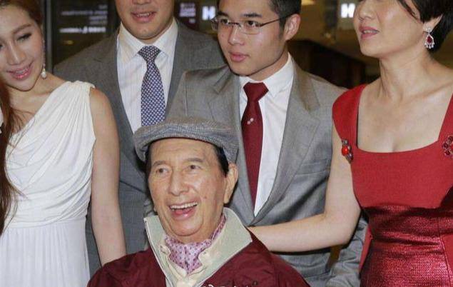 澳門賭王何鴻燊住院，兒子公布結婚，內地少女奉子成婚進豪門沖喜？