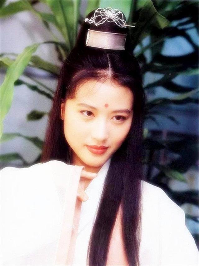 周海媚究竟有多美？同框完虐李若彤，連范冰冰、林心如都尷尬了！
