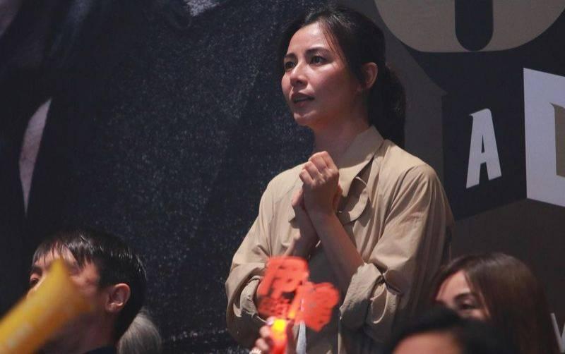 17歲拍三級,40歲嫁大佬,港劇都沒她的人生精彩(圖)