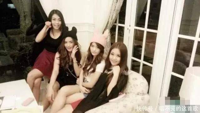 李連杰的4個女兒, 三個女兒都很漂亮，只有老三讓劉德華很尷尬