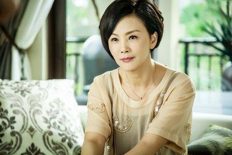 58歲徐貴櫻遭交往9年丈夫接連背叛，毅然離開！14年後近照曝光驚豔眾人，難怪秦漢都對她念念不忘！