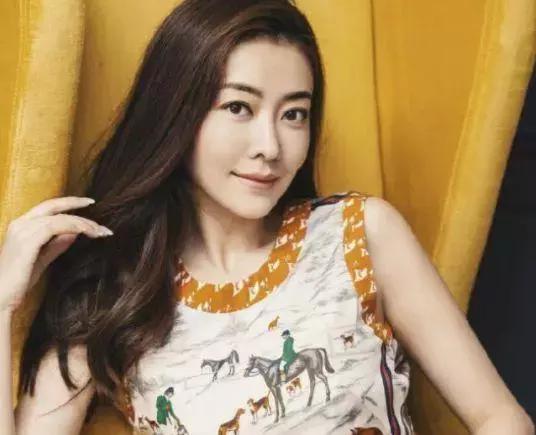 當37歲熊黛林和31歲方媛同拍雜誌，終於見識到了明星和網紅的差距
