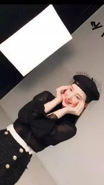 當37歲熊黛林和31歲方媛同拍雜誌，終於見識到了明星和網紅的差距