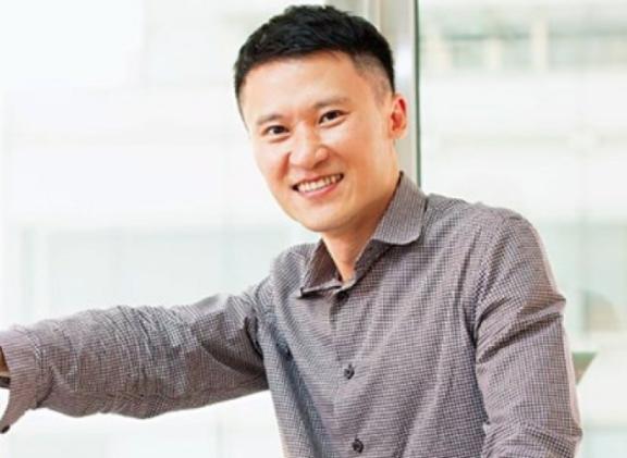  藝人米可白的老公竟是「身價破億」尾牙天王！沒想到成功「白手起家」的他，過去竟...