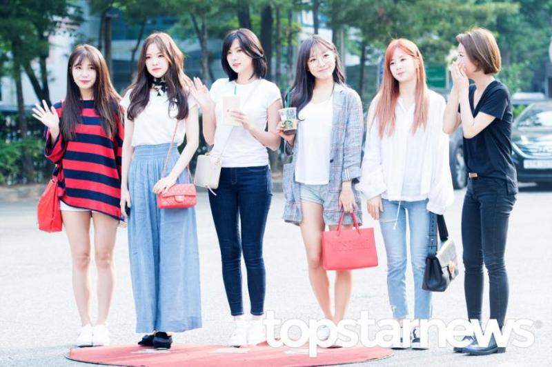 [Apink][分享]190307 「9年次女子組合的實力」...Apink，她們走過的足跡