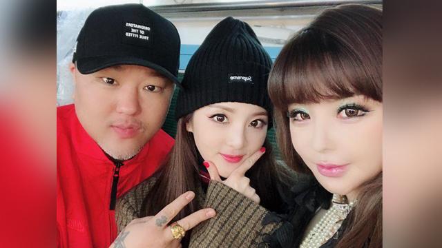 2NE1朴春宣布復出，在直播間裡激動流淚，歌迷：YG耽誤了她八年！