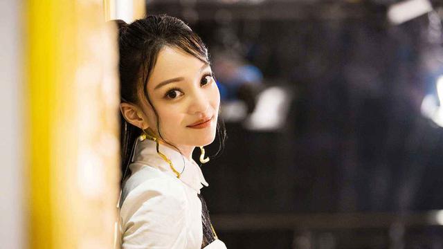 台灣三小天后發展現狀，參加綜藝，發專輯回春，唯獨她低調至今
