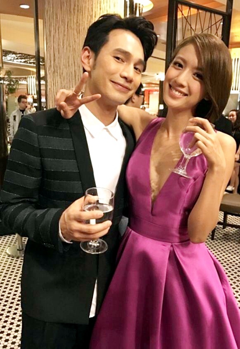 【不是拍戲！】TVB富二代男星當街告白蔡思貝,「百字愛情宣言」冧爆人！網友: 好深情啊~