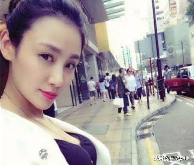 他年近半百「再婚娶20歲嬌妻」 結婚7年「數億家產全敗光」 如今離婚和女兒租屋住？