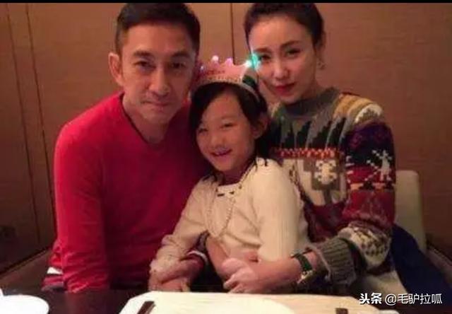 他年近半百「再婚娶20歲嬌妻」 結婚7年「數億家產全敗光」 如今離婚和女兒租屋住？