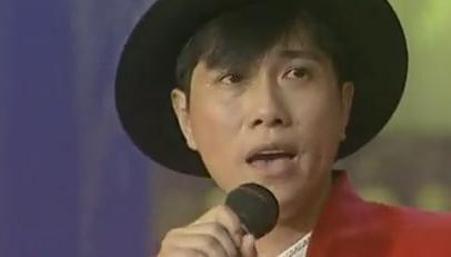 他曾是帥氣的民歌王子，過世前卻成了不能笑、不能生氣的「玻璃人」，妻子哀慟說：我這一生…