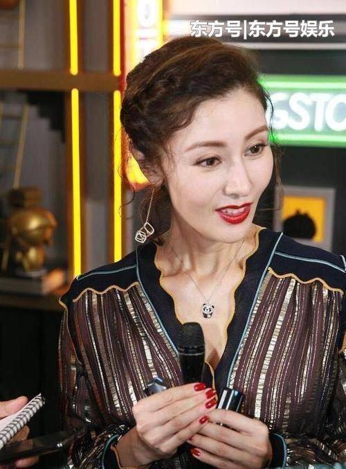 48歲李嘉欣臉部凹陷變多邊形，最美港姐成過去式，網友：嚇人