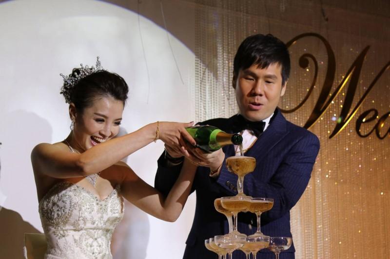 《甘味》女星要嫁了！婚宴大咖雲集「賓利禮車排場」超狂　甜曝「禮金全交給媽媽」老公也不計較