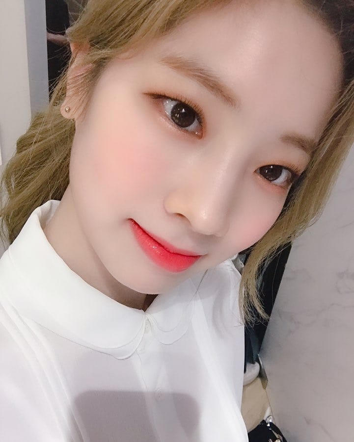 [TWICE][新聞]190306 溫婉仙女們降臨！TWICE第二張日本專輯《#TWICE2》今日正式發售