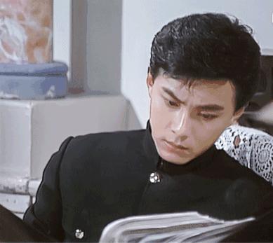 顏值逆天，卻慘遭封殺，53歲膝下無子，經歷人生七大難，如今再度翻紅回首道：「平平淡淡就已經足夠」