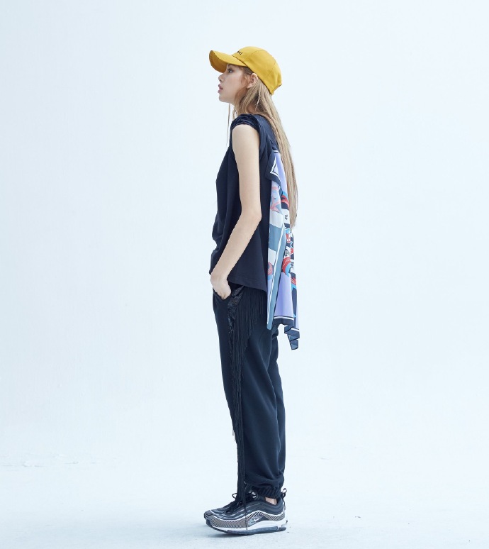 [BLACKPINK][分享]190306 YG「宣傳部」本部沒錯了！幫同公司「家人」宣傳的暖心寶寶們！