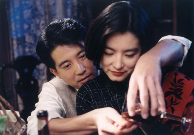 秦漢林青霞秘密領證再續前緣？秦漢正面回應：已婚，老婆是籃球！