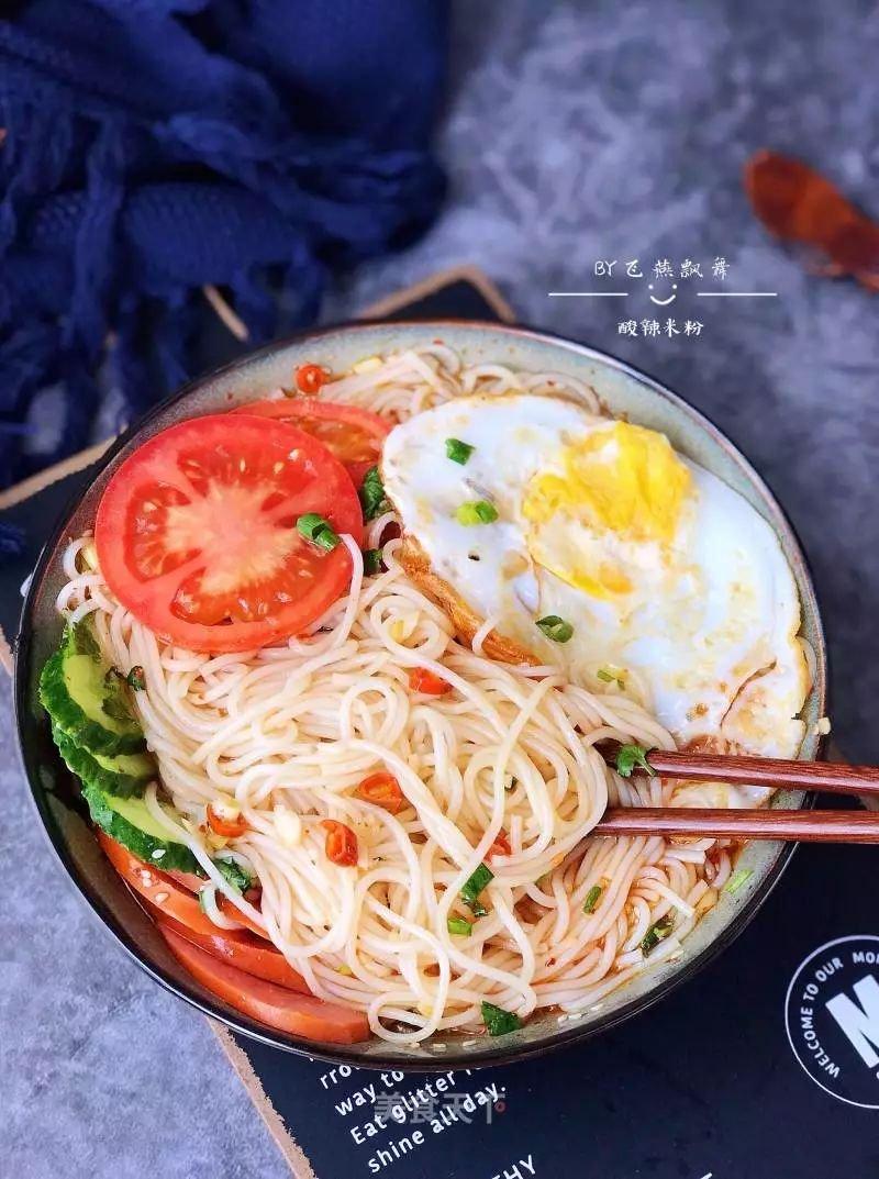 酸辣米粉：做法超級簡單，10分鐘就能搞定！ 