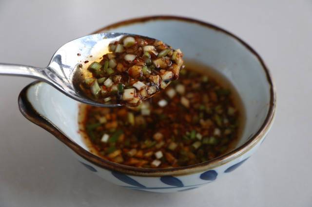 喜歡包菜的要收藏 撕一撕拌一拌 香辣爽脆 比大魚大肉都過癮