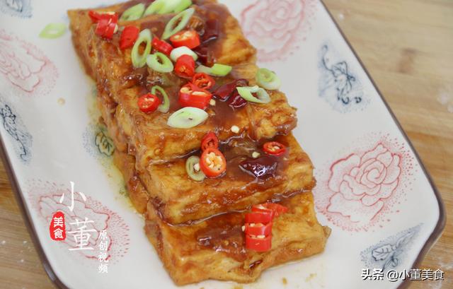 豆腐別炒著吃了，加2個雞蛋，教你解饞新吃法，上桌瞬間吃光光
