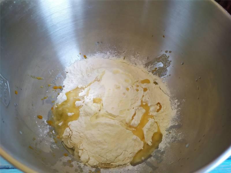 麵包中加蔬菜，保護視力營養高，孩子連吃3天都不膩，當早餐最棒