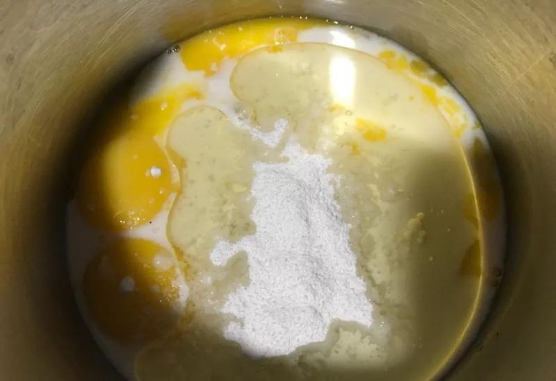 好特別的夾心芋頭奶油蛋糕，甜而不膩~