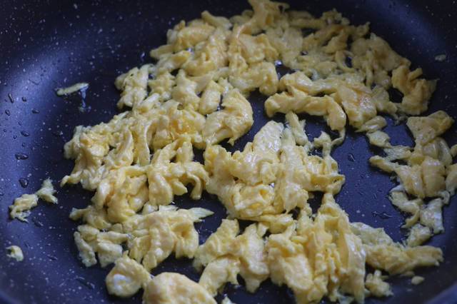 土豆不用炒不用燉 上鍋蒸8分鐘 營養好吃不上火 最適合秋天吃