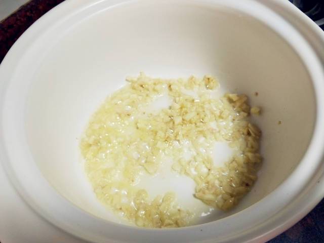 炒雞時到底要不要焯水？這才是正確做法 鮮嫩多汁 味道不比飯店差