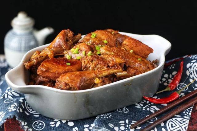 不用雞精更不要味精 只要加這一種配料 做出的雞肉比飯店的還香