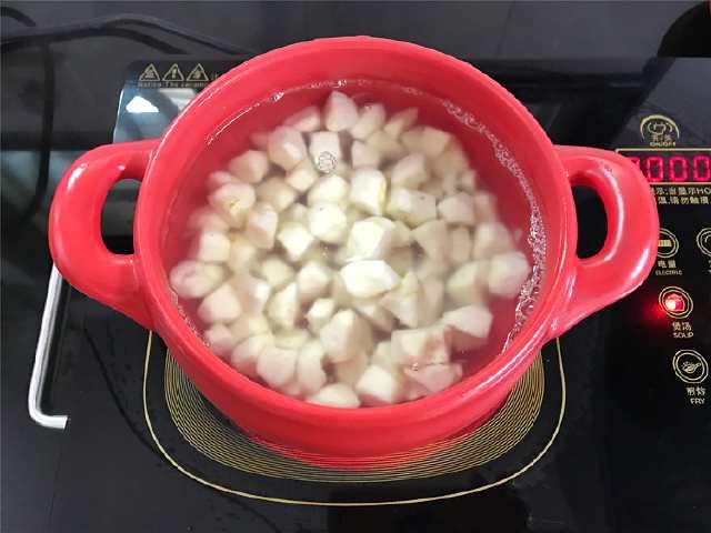 春天，多給家人煮這糖水，清甜潤肺，簡單易做，別錯過了