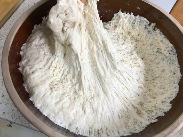 蒸饅頭時，只加酵母是大錯特錯，加「它」饅頭又香又暄軟還好吃