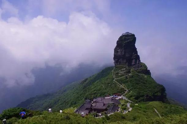 貴州深山隱匿一座「天空之城」，被美國媒體譽為最不可思議的建築