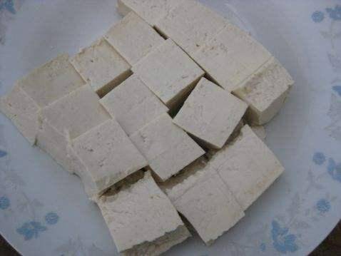 豆腐別再炒著吃，試試這種做法，簡單易做一學就會，一口一塊真香