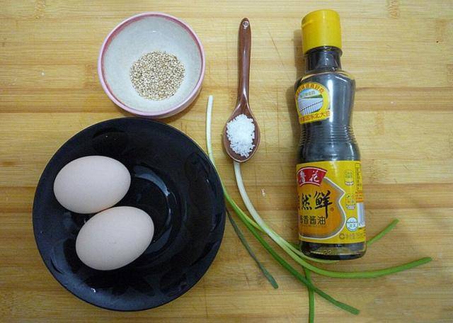 雞蛋新吃法，醬油煎雞蛋，簡單快捷，營養美味