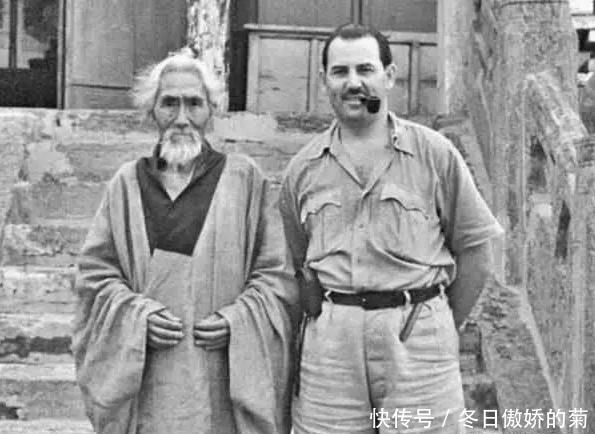  百年前的亂世, 真正的道士下山後終於被拍下, 各個都是仙風道骨!