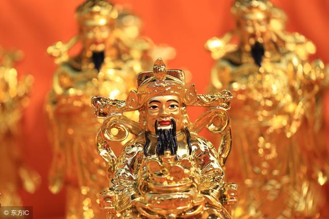 「拜土地公」，原來一定要在這個時間這樣拜才對！祭拜禁忌...很多人都不知道 