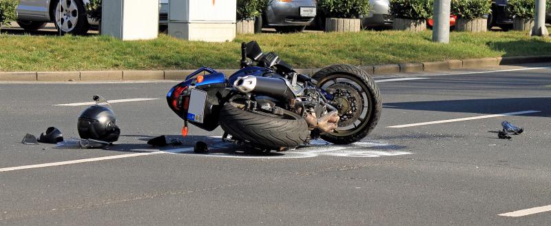 不知道大車死角在哪？聯結車司機「貼警語」幽默勸世！上萬網友推爆：太貼心了 