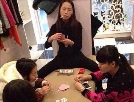 10張史上最爆笑圖：「水姑娘」你去玉米地裡做什麼？看到倒數第二張我笑到沒力氣！